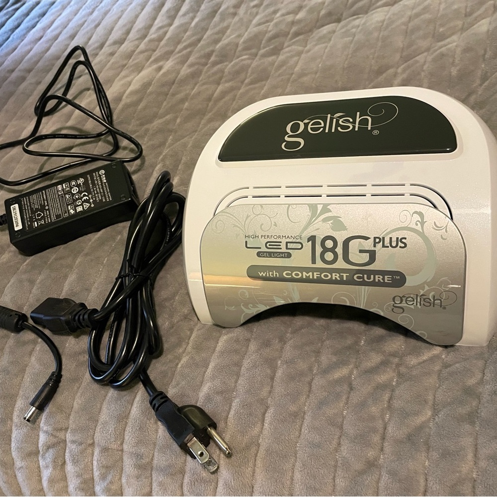 Harmony Gelish LED 18G Light PLUS with Comfort Cure - Picture 7 of 10
